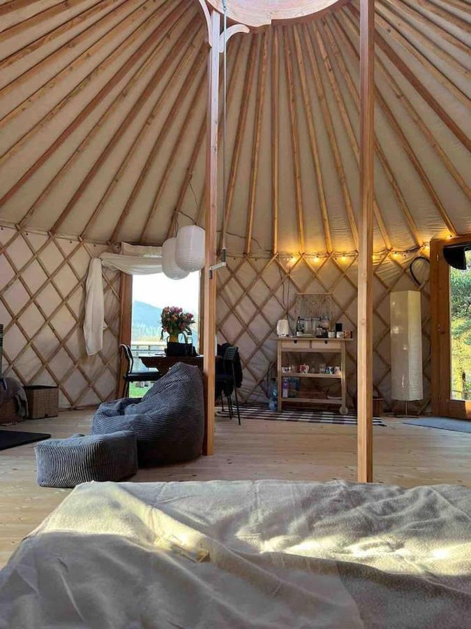 Aughavannagh Yurt Glamping آغهريم المظهر الخارجي الصورة