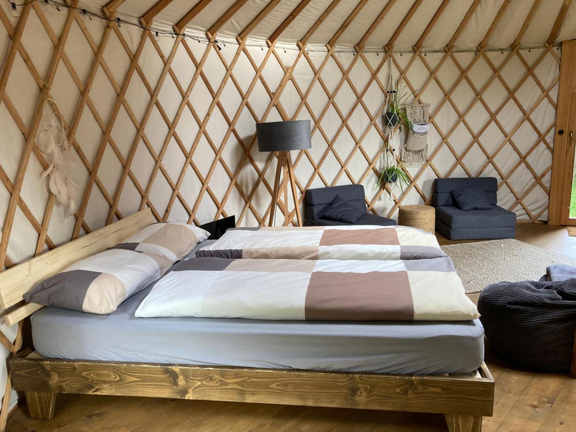 Aughavannagh Yurt Glamping آغهريم المظهر الخارجي الصورة